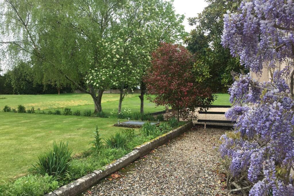 Stay On The Grounds Of This Beautiful Manor House Wimborne Minster Exterior photo